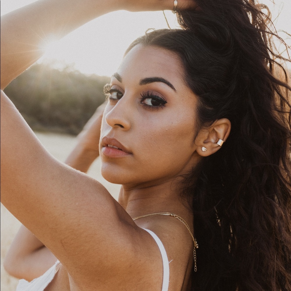 Meet your Posher, Brina